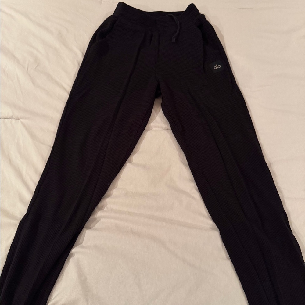 ALO Yoga Black Waffle Knit Joggers
